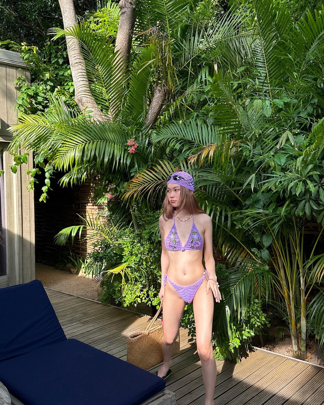 Cô gái có gần 60 triệu "like" trên TikTok: Diện bikini siêu cuốn, ngắm xong bạn sẽ muốn học theo- Ảnh 13.