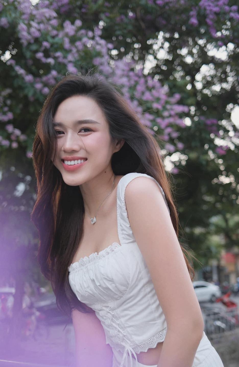 Cả cõi mạng đang "đu trend" hoa bằng lăng: Mách chị em vài chiêu đơn giản để có ảnh đẹp không thua gì hoa hậu!- Ảnh 3.