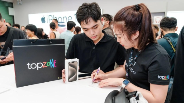 Không gian mua sắm TopZone giúp "chữa lành" đam mê của tín đồ Apple- Ảnh 4.
