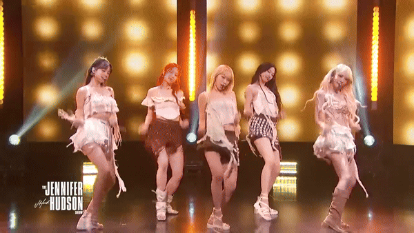 "Nhóm nữ bị ghét nhất Kpop" diễn show quốc tế hậu ồn ào ở Coachella, dân Hàn phản ứng ra sao?- Ảnh 2.