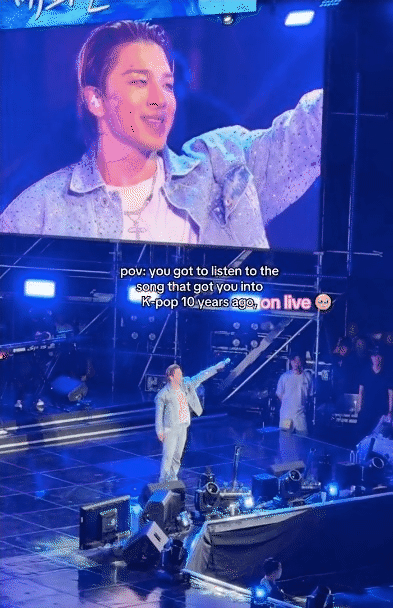 Thành viên trong sạch nhất BIGBANG biến trường Đại học thành concert quá đỉnh, đối lập Seungri làm gì cũng bị ghét- Ảnh 4. Thành viên trong sạch nhất BIGBANG biến trường Đại học thành concert quá đỉnh, đối lập Seungri làm gì cũng bị ghét- Ảnh 4.