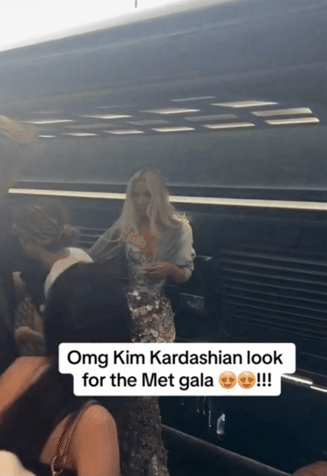 "Nỗi khổ" của Kim Kardashian tại Met Gala: Nói thều thào vì bộ đầm bó chặt cơ thể- Ảnh 7.