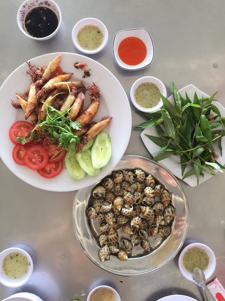 Phan Rang đầy nắng và gió "mê hoặc" gia đình nhỏ, em bé 5 tuổi yêu biển và những góc miền quê gần gũi- Ảnh 17.