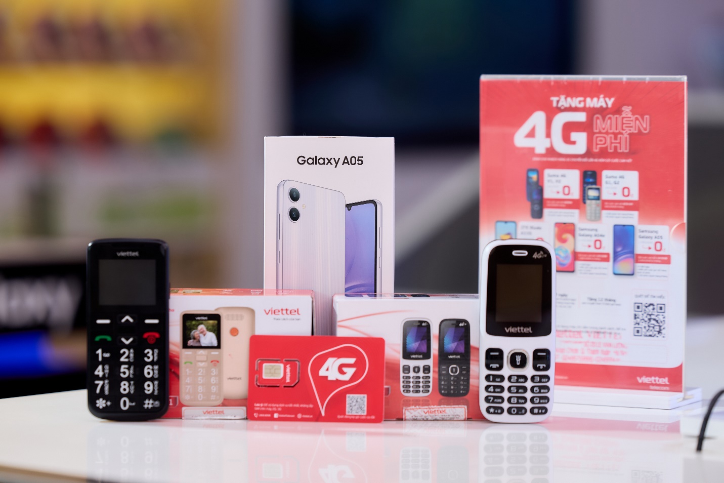 “Cục gạch” 4G Viettel: Giao diện 2G, cấu hình 4G với nâng cấp hay ho- Ảnh 3.