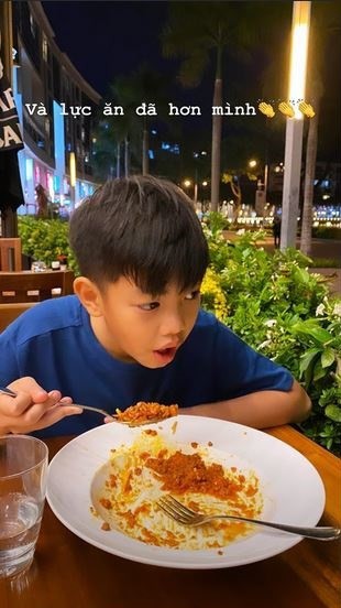 Subeo nhà Hồ Ngọc Hà và Cường Đô La 14 tuổi cao gần 1m80: Bố mẹ cho con làm 2 việc từ rất sớm- Ảnh 3.