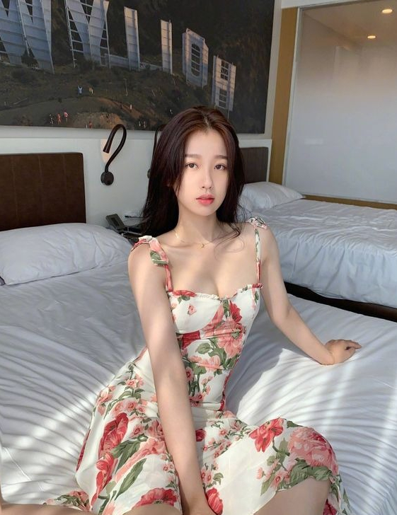 Netizen chê visual Ngu Thư Hân "phổ nữ", riêng style của cô thì phải công nhận rằng: Có gu- Ảnh 1.