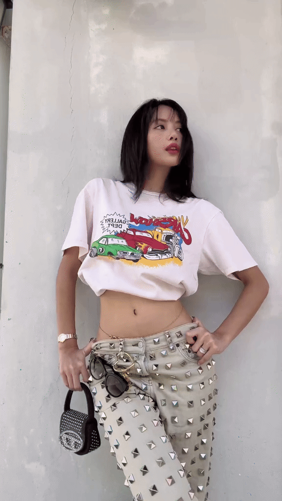 Lisa công bố comeback solo, vừa mở kênh TikTok đã có clip đạt 1 triệu view sau 30 phút!- Ảnh 2.