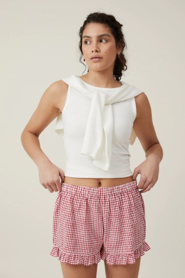 Bloomer shorts quá đỗi "hot", ngắm gái xinh từ Á sang Âu diện mà phát cuồng- Ảnh 22.
