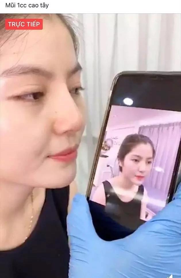 Tưởng là "thánh thẩm mỹ" nhưng Chu Thanh Huyền chỉ trung thành với 1 phương pháp để xinh hơn- Ảnh 9. Tưởng là "thánh thẩm mỹ" nhưng Chu Thanh Huyền chỉ trung thành với 1 phương pháp để xinh hơn- Ảnh 9.