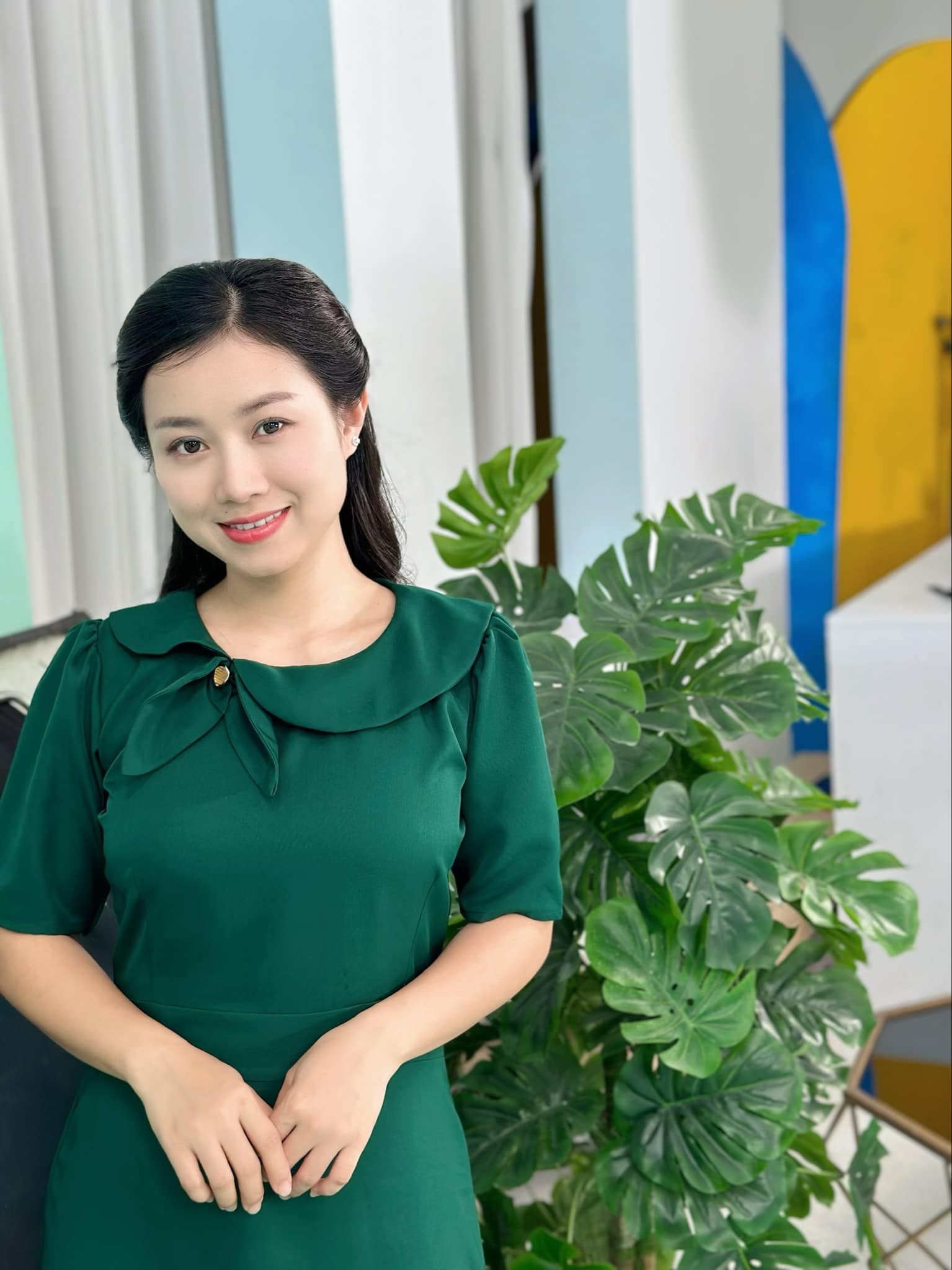 Bị nhà chồng phản đối đi làm vì 3 con nhỏ, nữ diễn viên chứng minh phụ nữ tự chủ, làm tốt hai vai trò- Ảnh 9. Bị nhà chồng phản đối đi làm vì 3 con nhỏ, nữ diễn viên chứng minh phụ nữ tự chủ, làm tốt hai vai trò- Ảnh 9.