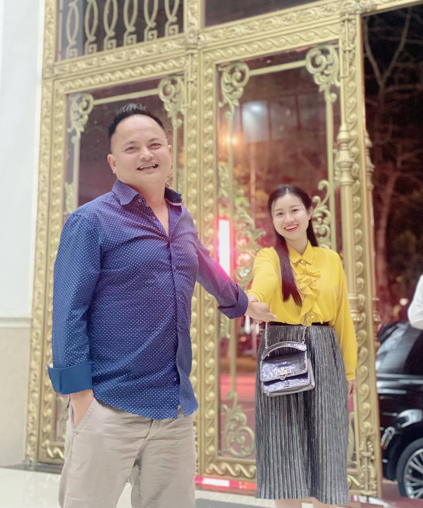 Bị nhà chồng phản đối đi làm vì 3 con nhỏ, nữ diễn viên chứng minh phụ nữ tự chủ, làm tốt hai vai trò- Ảnh 6. Bị nhà chồng phản đối đi làm vì 3 con nhỏ, nữ diễn viên chứng minh phụ nữ tự chủ, làm tốt hai vai trò- Ảnh 6.