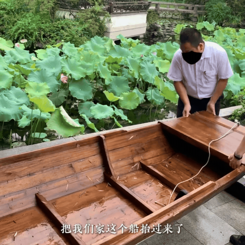 Học phú bà Đào Hỷ Nhi cách "lên đồ" tạo dáng chụp ảnh với hoa sen cực đỉnh, bí quyết nằm cả ở chỗ này- Ảnh 5.