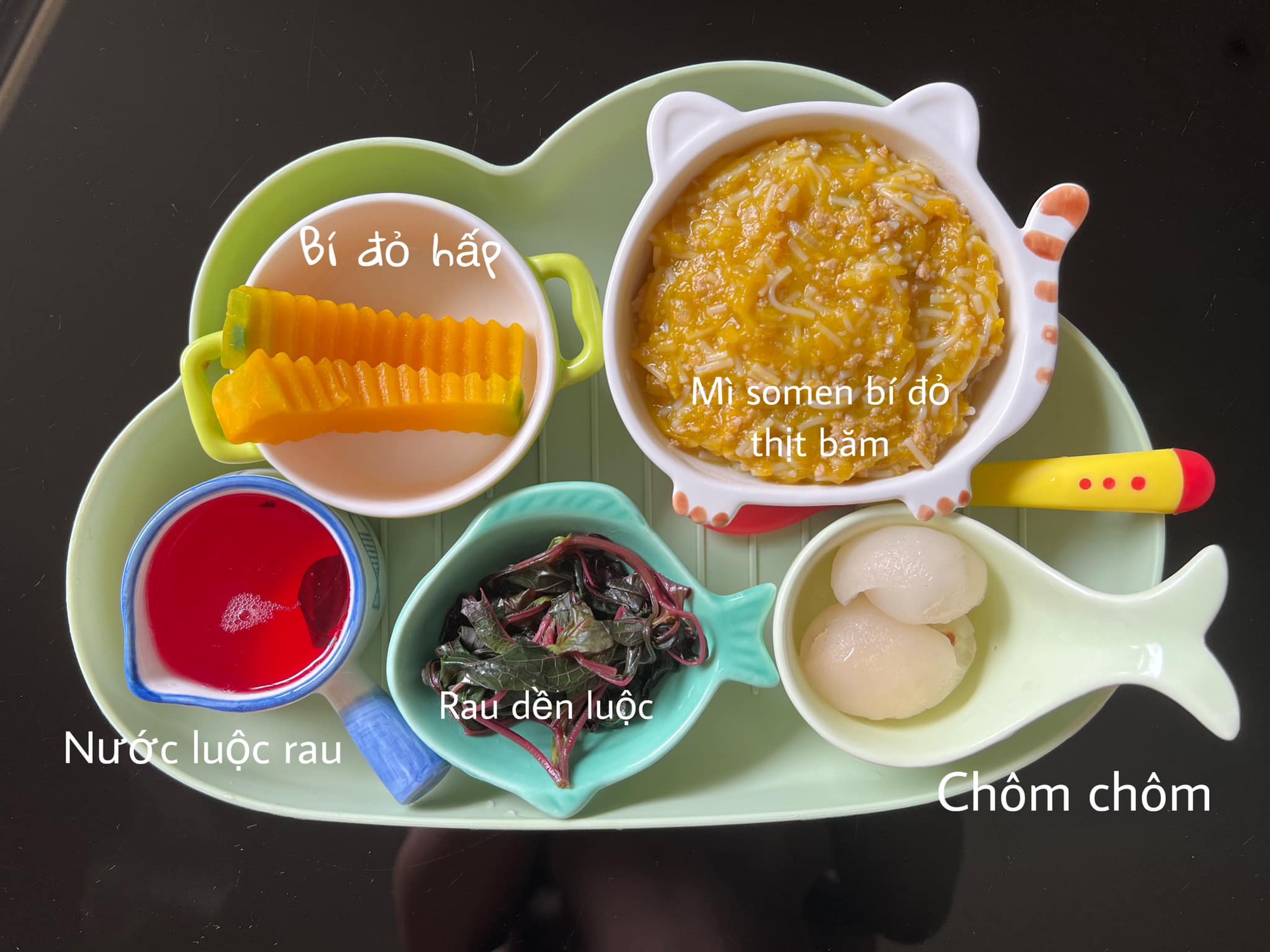 Mất ăn mất ngủ vì vụng về không biết nấu ăn cho con, mẹ 2k tập nấu và thành quả khiến nhiều người ngỡ ngàng- Ảnh 11. Mất ăn mất ngủ vì vụng về không biết nấu ăn cho con, mẹ 2k tập nấu và thành quả khiến nhiều người ngỡ ngàng- Ảnh 11.