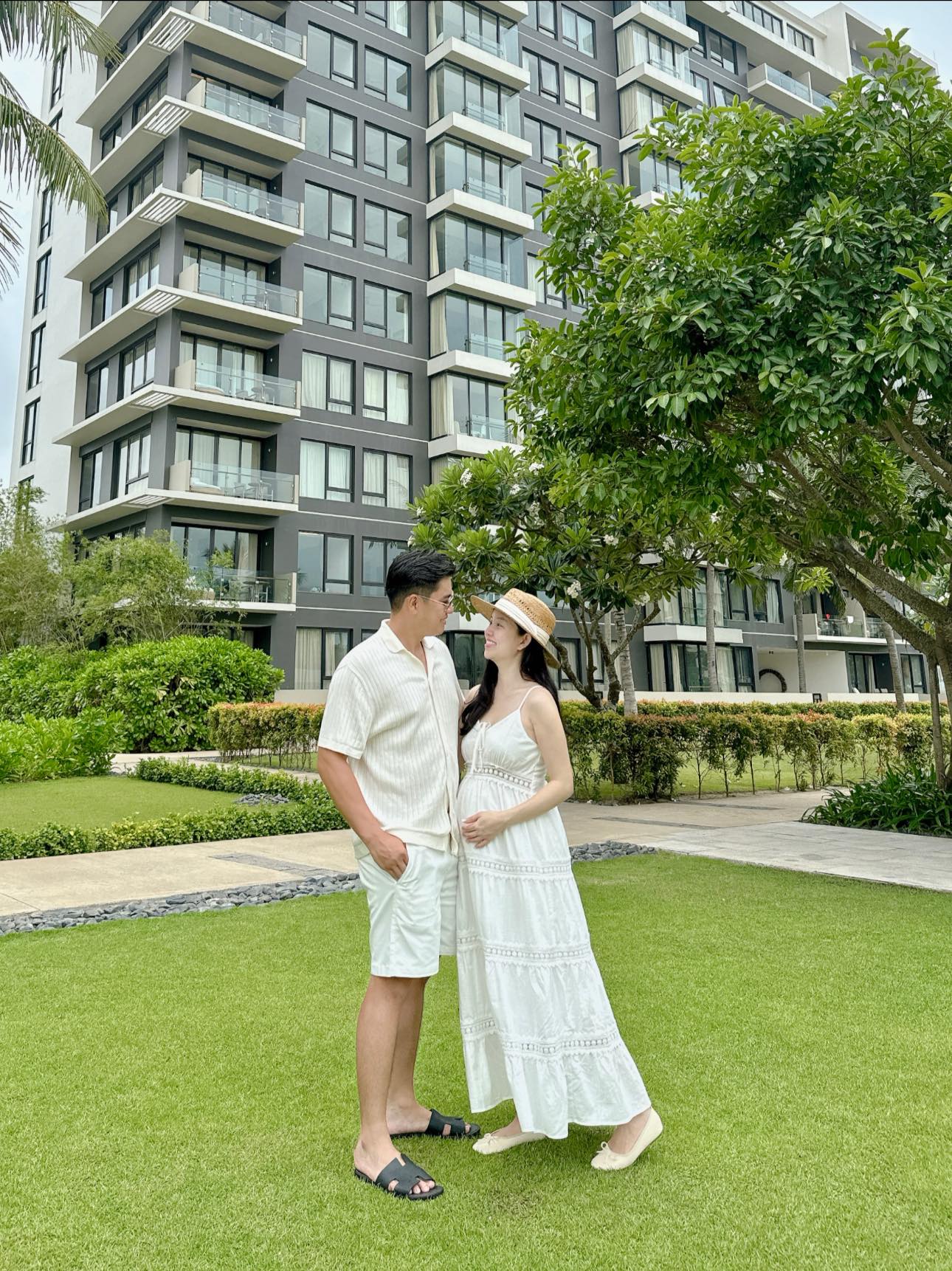 Lần bầu khác biệt của Ly Kute: Trọn vẹn và hạnh phúc hơn rất nhiều so với em bé đầu tiên- Ảnh 2. Lần bầu khác biệt của Ly Kute: Trọn vẹn và hạnh phúc hơn rất nhiều so với em bé đầu tiên- Ảnh 2.