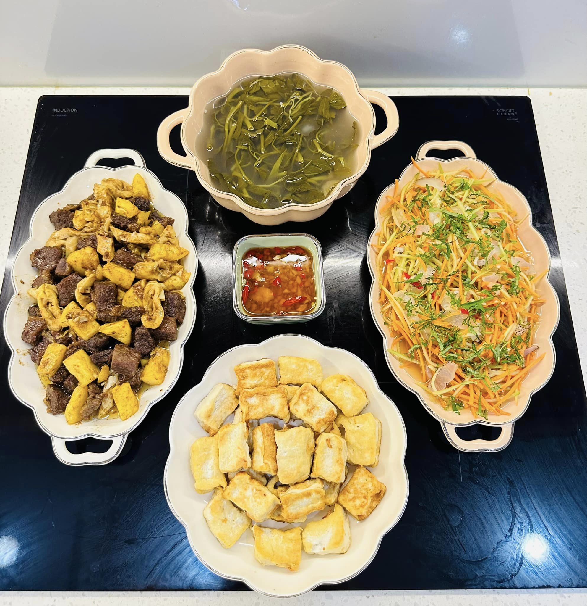 Thắc mắc sao mẹ nấu cả tuần không trùng món, nhìn danh sách siêu tâm huyết này là hiểu, hội chị em học hỏi ngay- Ảnh 6. Thắc mắc sao mẹ nấu cả tuần không trùng món, nhìn danh sách siêu tâm huyết này là hiểu, hội chị em học hỏi ngay- Ảnh 6.