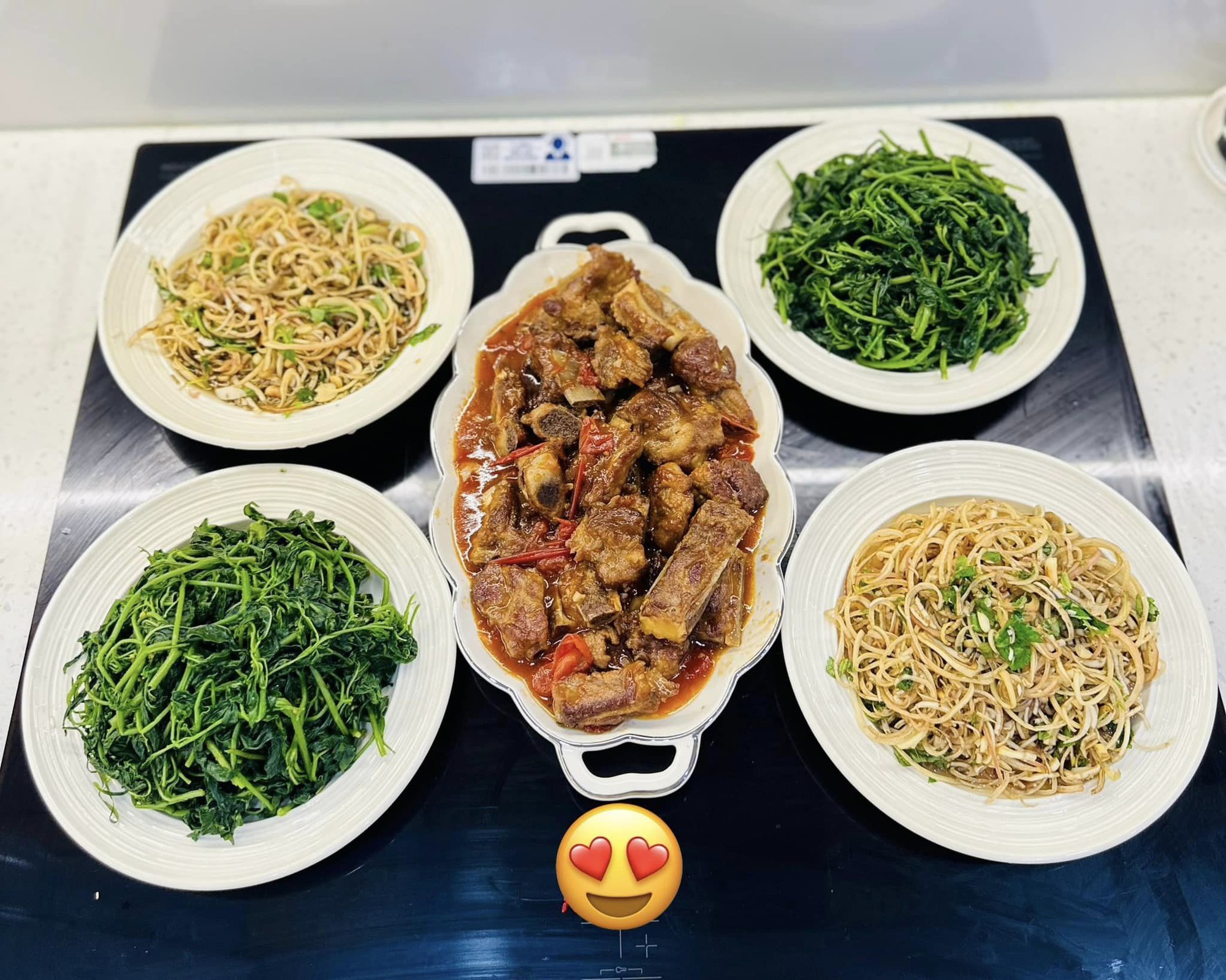 Thắc mắc sao mẹ nấu cả tuần không trùng món, nhìn danh sách siêu tâm huyết này là hiểu, hội chị em học hỏi ngay- Ảnh 13. Thắc mắc sao mẹ nấu cả tuần không trùng món, nhìn danh sách siêu tâm huyết này là hiểu, hội chị em học hỏi ngay- Ảnh 13.