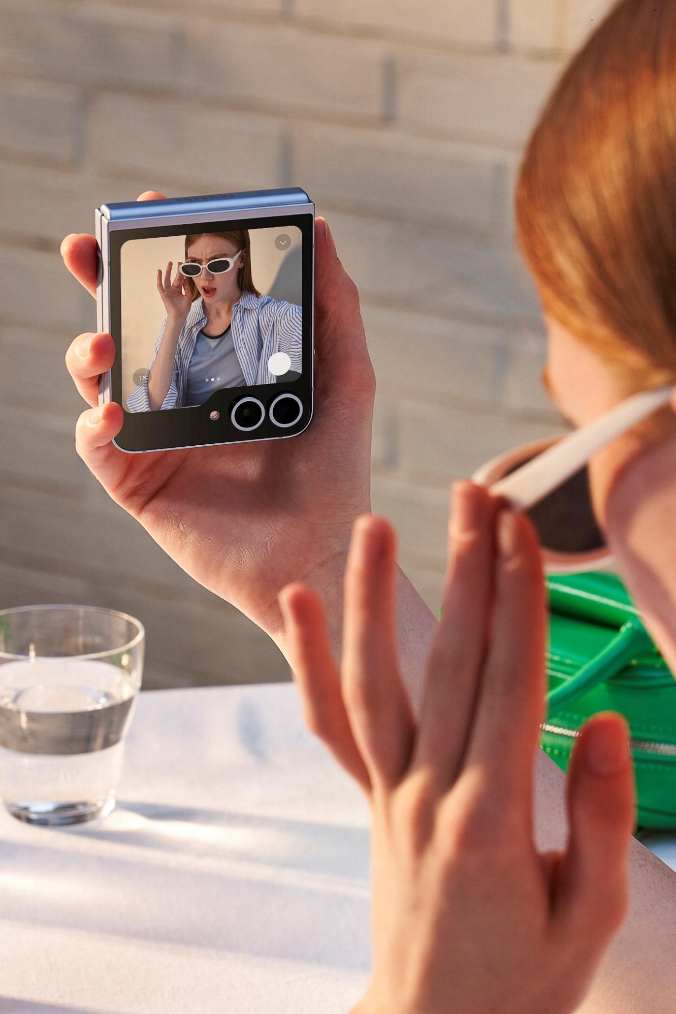 Gen Z chọn smartphone, thời của những "trợ lý cá nhân di động" lên ngôi- Ảnh 3. Gen Z chọn smartphone, thời của những "trợ lý cá nhân di động" lên ngôi- Ảnh 3.