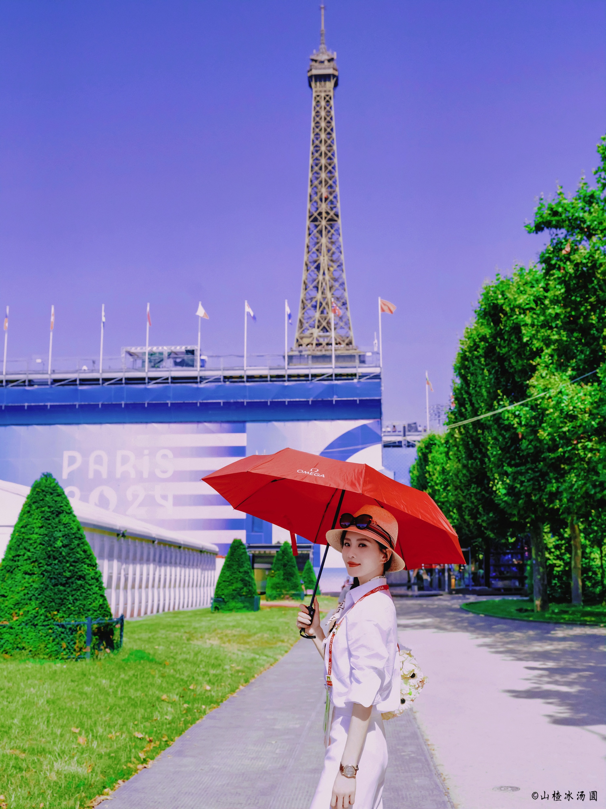 "Nữ thần phương Đông" Lưu Thi Thi đẹp bất chấp cam thường ở Olympic Paris, khi tạo dáng chụp hình thì còn "khét" hơn nữa!- Ảnh 9. "Nữ thần phương Đông" Lưu Thi Thi đẹp bất chấp cam thường ở Olympic Paris, khi tạo dáng chụp hình thì còn "khét" hơn nữa!- Ảnh 9.