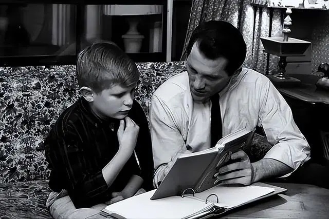 Chuyên gia phát hiện: 1 yếu tố không ngờ khiến nhiều cha mẹ đẩy cuộc đời con cái vào "ngõ cụt"- Ảnh 1. Chuyên gia phát hiện: 1 yếu tố không ngờ khiến nhiều cha mẹ đẩy cuộc đời con cái vào "ngõ cụt"- Ảnh 1.