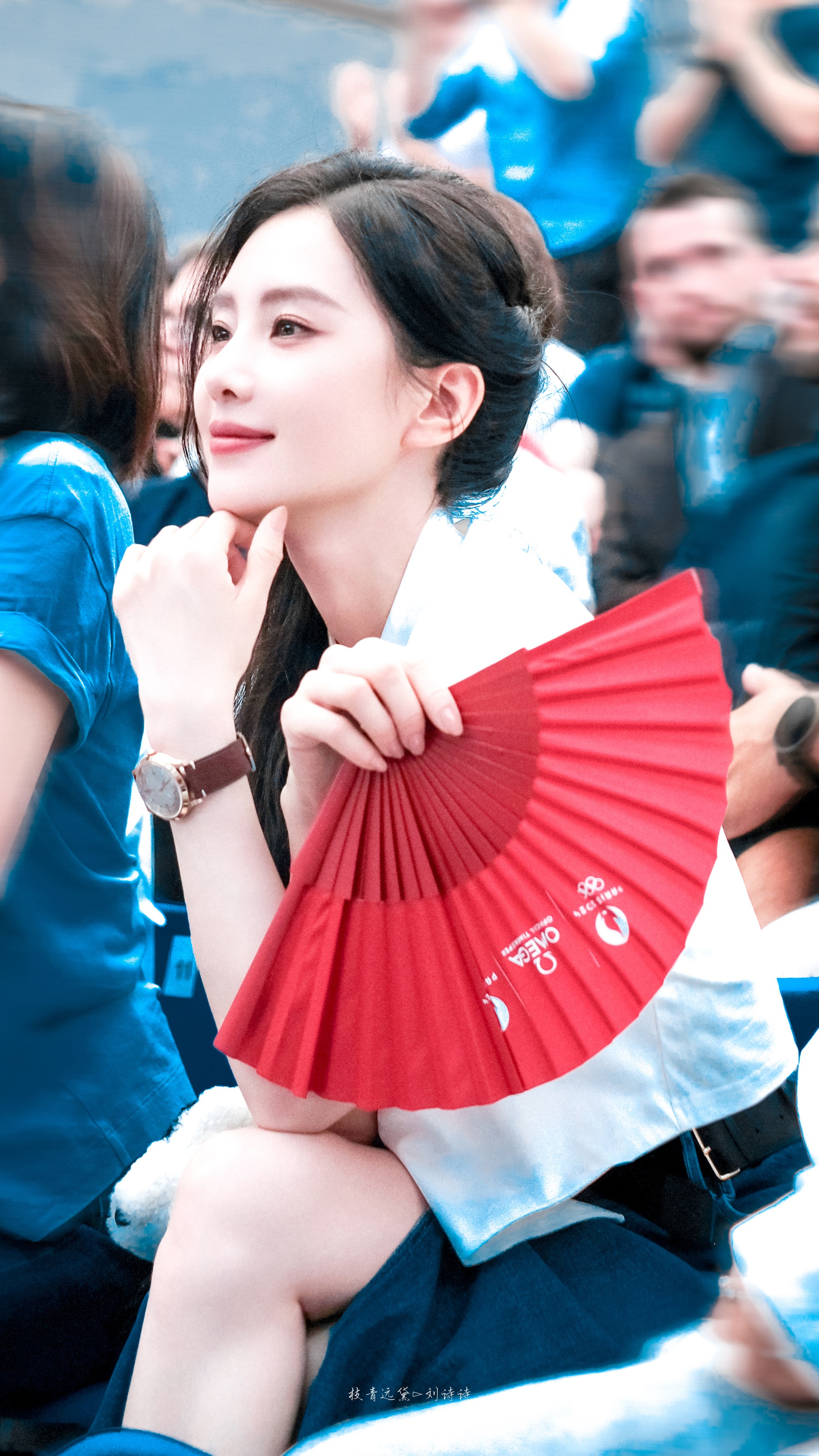 "Nữ thần phương Đông" Lưu Thi Thi đẹp bất chấp cam thường ở Olympic Paris, khi tạo dáng chụp hình thì còn "khét" hơn nữa!- Ảnh 8. "Nữ thần phương Đông" Lưu Thi Thi đẹp bất chấp cam thường ở Olympic Paris, khi tạo dáng chụp hình thì còn "khét" hơn nữa!- Ảnh 8.