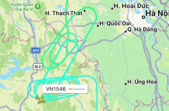 Nữ MC kể trải nghiệm "kinh dị" khi đi máy bay về Hà Nội: Tình huống bất cứ ai cũng có thể gặp trong đời- Ảnh 4. Nữ MC kể trải nghiệm "kinh dị" khi đi máy bay về Hà Nội: Tình huống bất cứ ai cũng có thể gặp trong đời- Ảnh 4.