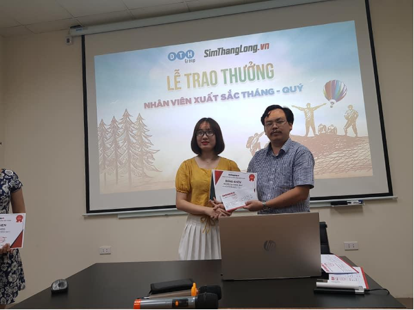 CEO Sim Thăng Long chia sẻ về nghệ thuật chinh phục khách hàng- Ảnh 5. CEO Sim Thăng Long chia sẻ về nghệ thuật chinh phục khách hàng- Ảnh 5.