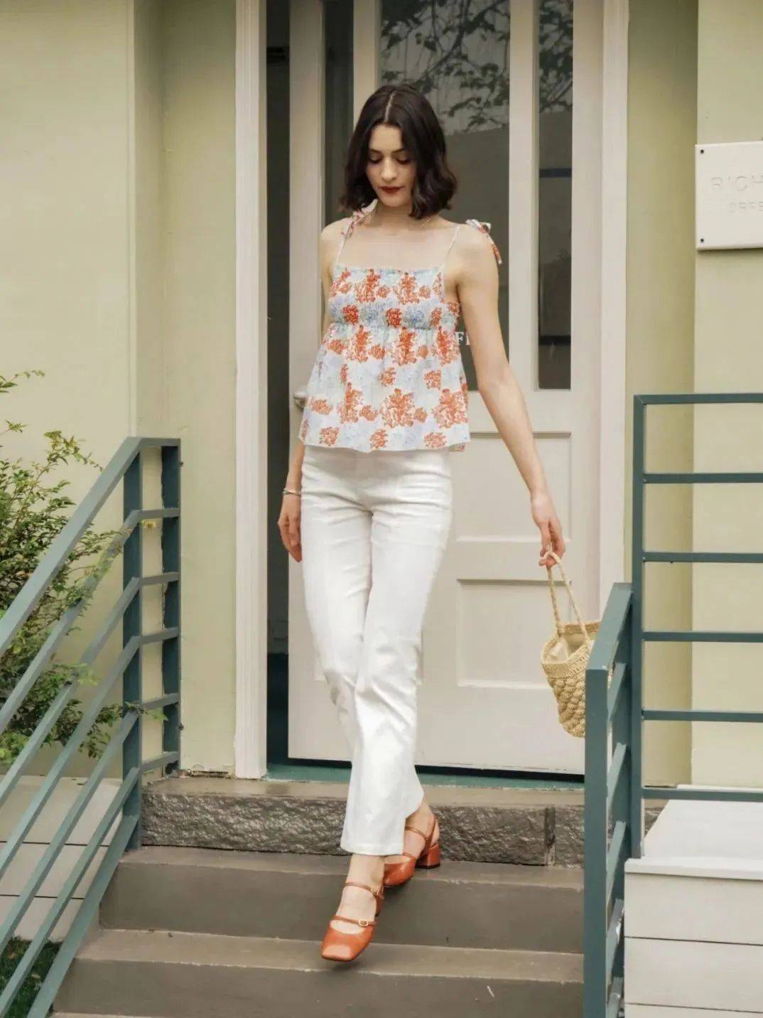5 kiểu áo thời trang nhất mùa hè, mặc vừa xinh lại dễ kết hợp- Ảnh 10.