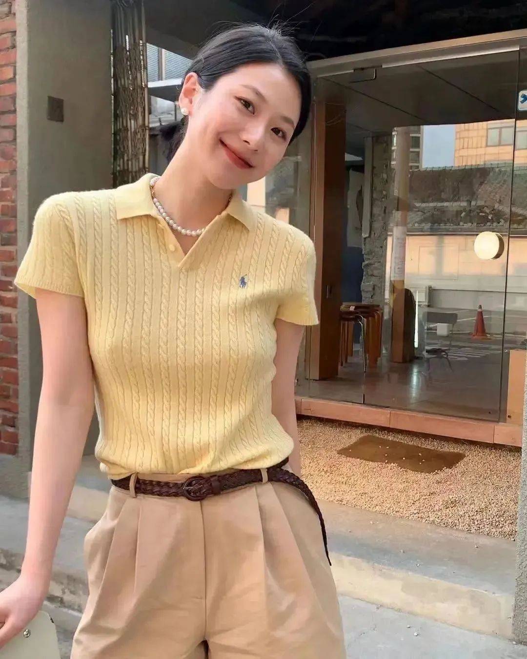 5 kiểu áo thời trang nhất mùa hè, mặc vừa xinh lại dễ kết hợp- Ảnh 32.