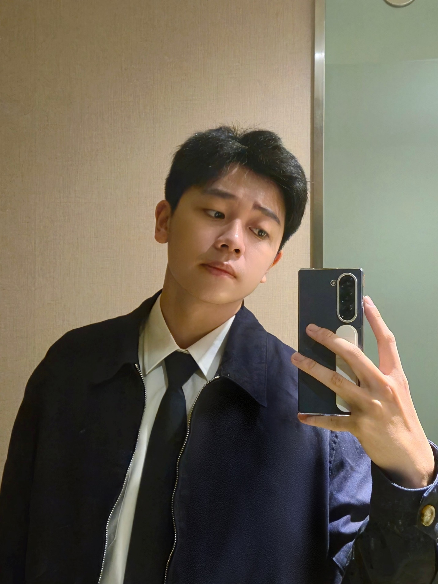 Lộ ảnh selfie trước gương cực ngầu của #TeamGalaxy - Ninh Dương Story, Bùi Thanh Hà- Ảnh 4. Lộ ảnh selfie trước gương cực ngầu của #TeamGalaxy - Ninh Dương Story, Bùi Thanh Hà- Ảnh 4.