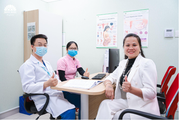 Bệnh viện Hồng Ngọc: 30 phút phẫu thuật, xóa mặc cảm tiểu không tự chủ- Ảnh 3.