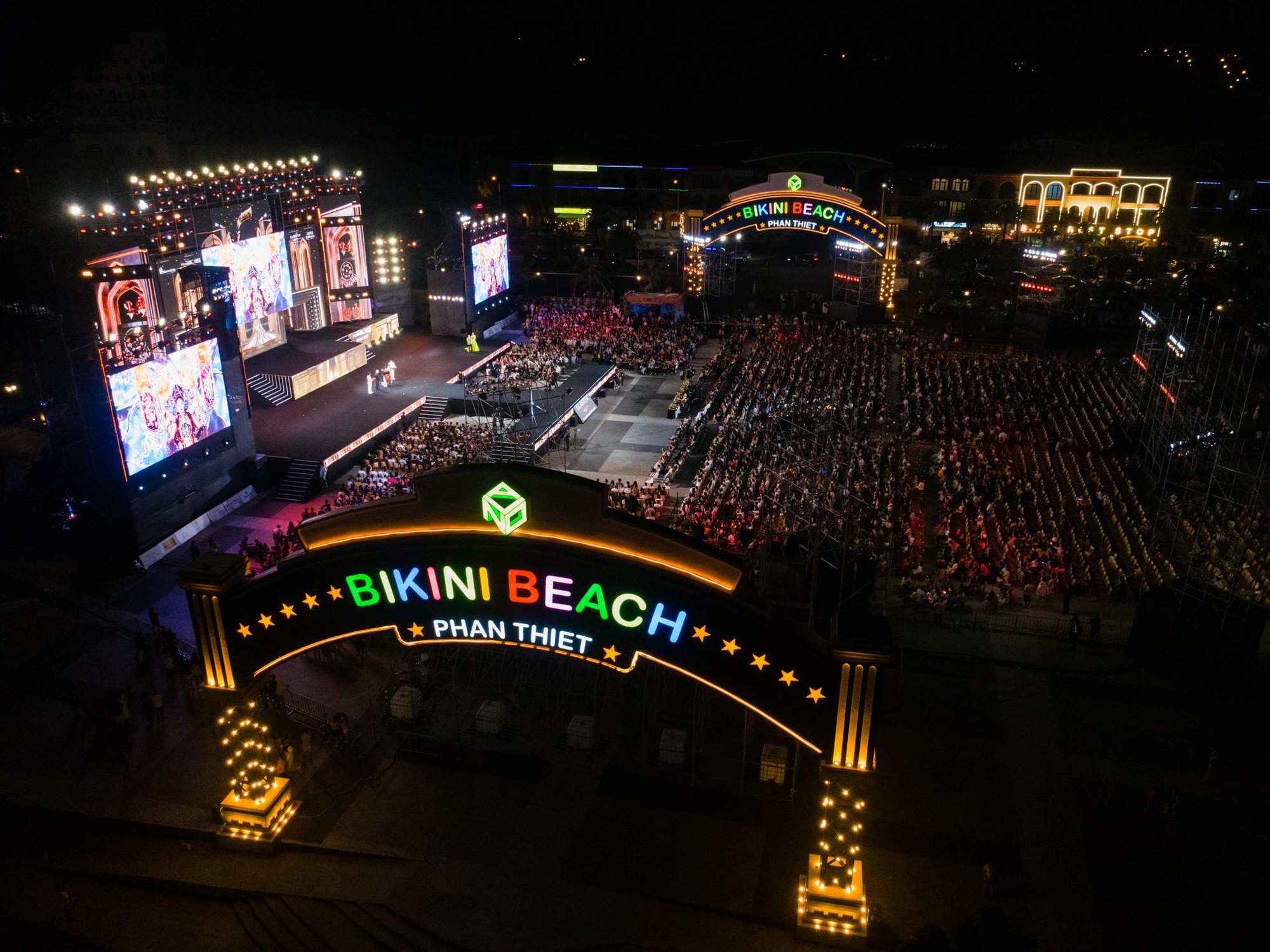 Những khoảnh khắc rực rỡ đêm chung kết Miss Grand Vietnam 2024 tại quảng trường bikini Beach Novaworld Phan Thiet- Ảnh 5.
