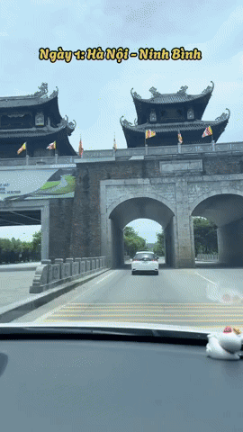 4 người đi du lịch từ Bắc vào Nam siêu tiết kiệm nhờ tự lái xe ô tô: 7 ngày 7 đêm, hết 7 triệu/người!- Ảnh 5. 4 người đi du lịch từ Bắc vào Nam siêu tiết kiệm nhờ tự lái xe ô tô: 7 ngày 7 đêm, hết 7 triệu/người!- Ảnh 5.