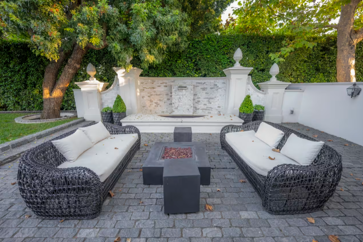 SỐC: Ngôi nhà trị giá 40 triệu đô của Diddy ở Los Angeles có "hang động", đường hầm dưới nước và nhiều hơn thế nữa- Ảnh 13. SỐC: Ngôi nhà trị giá 40 triệu đô của Diddy ở Los Angeles có "hang động", đường hầm dưới nước và nhiều hơn thế nữa- Ảnh 13.