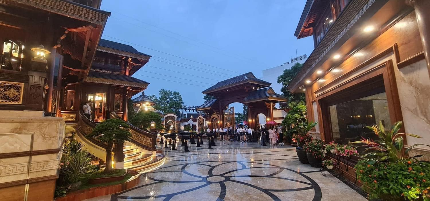 Choáng váng biệt phủ rộng 4.000m2 của nữ đại gia ở quận 12, riêng dàn siêu xe trong gara đã có giá hàng trăm tỷ- Ảnh 15.