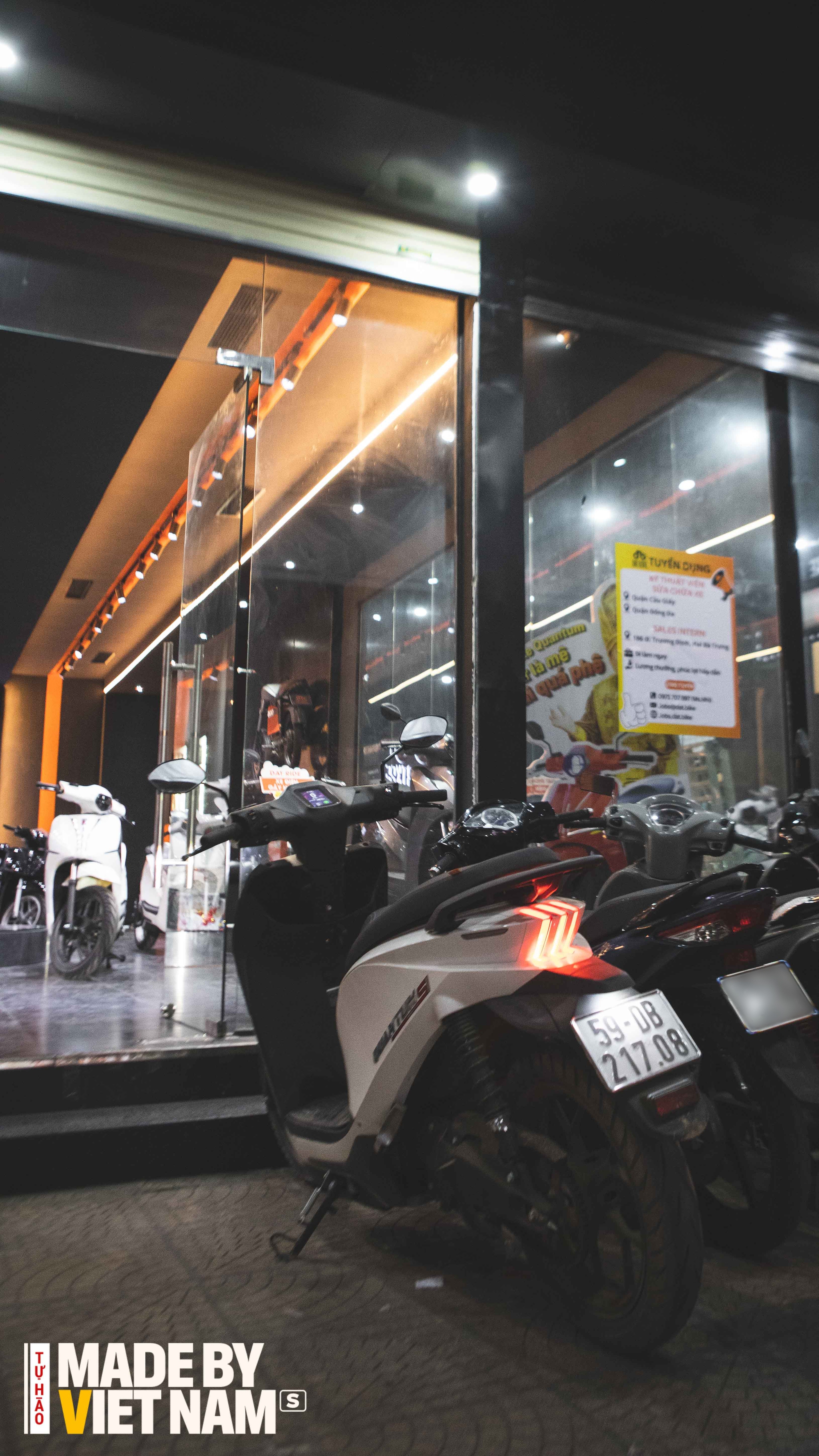 Mang chiếc xe máy điện "made by Vietnam" lần đầu tiên tới Sống Lưng Khủng Long: Muôn trùng khó!- Ảnh 11. Mang chiếc xe máy điện "made by Vietnam" lần đầu tiên tới Sống Lưng Khủng Long: Muôn trùng khó!- Ảnh 11.