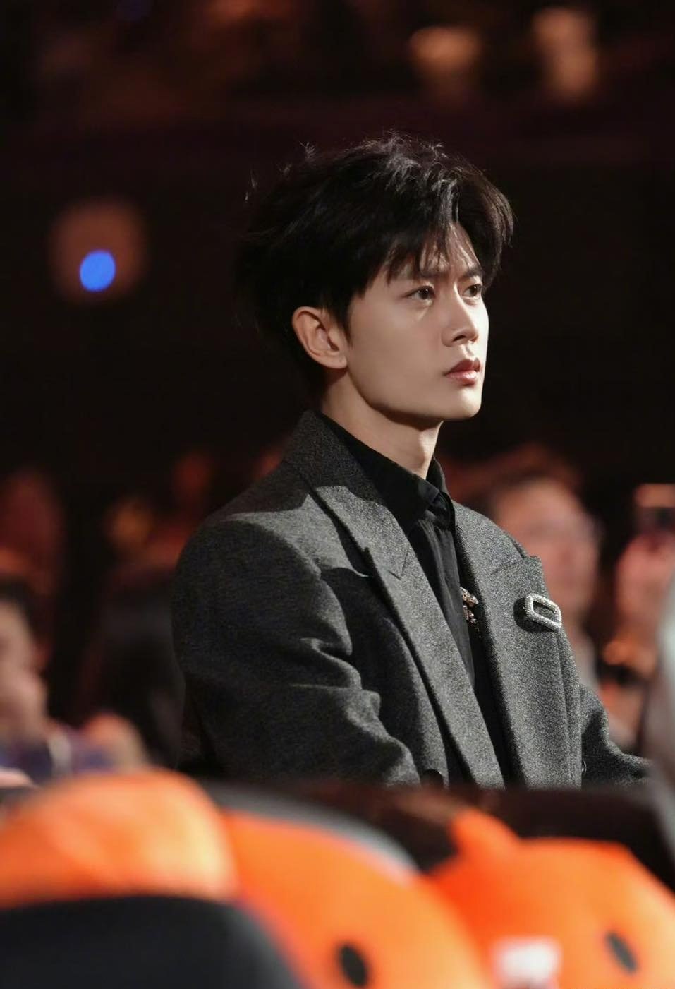 Đêm Hội Weibo: Dàn sao đẹp mê mẩn qua ống kính Ngu Thư Hân, nhan sắc "tình đầu quốc dân" xứng đáng phong thần- Ảnh 10.