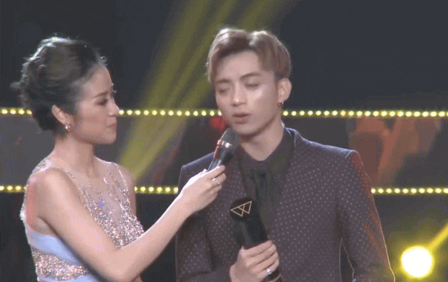1 thập kỷ càn quét WeChoice Awards của "hoàng tử" SOOBIN- Ảnh 5.