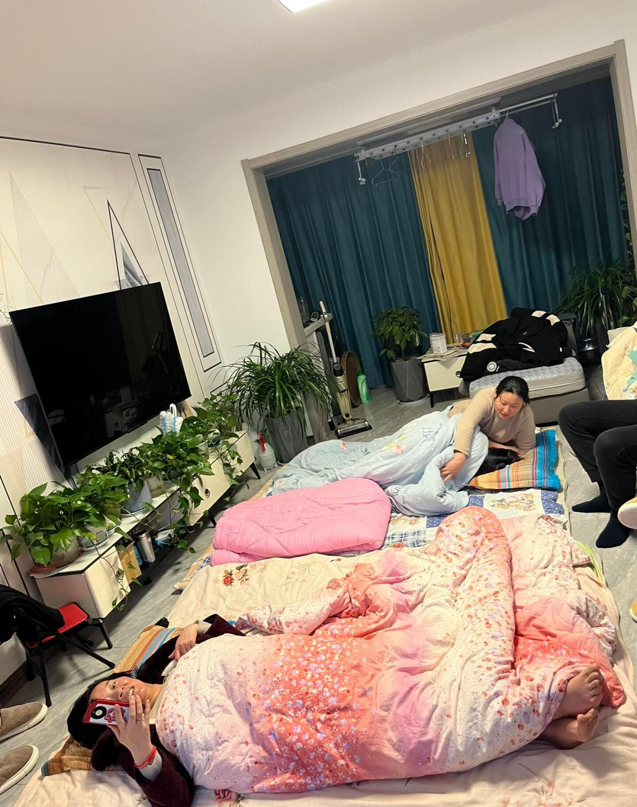 Đến tuổi trung niên mới hiểu, tại sao bây giờ người ta rất "sợ" người thân, bạn bè đến ở nhờ- Ảnh 3.