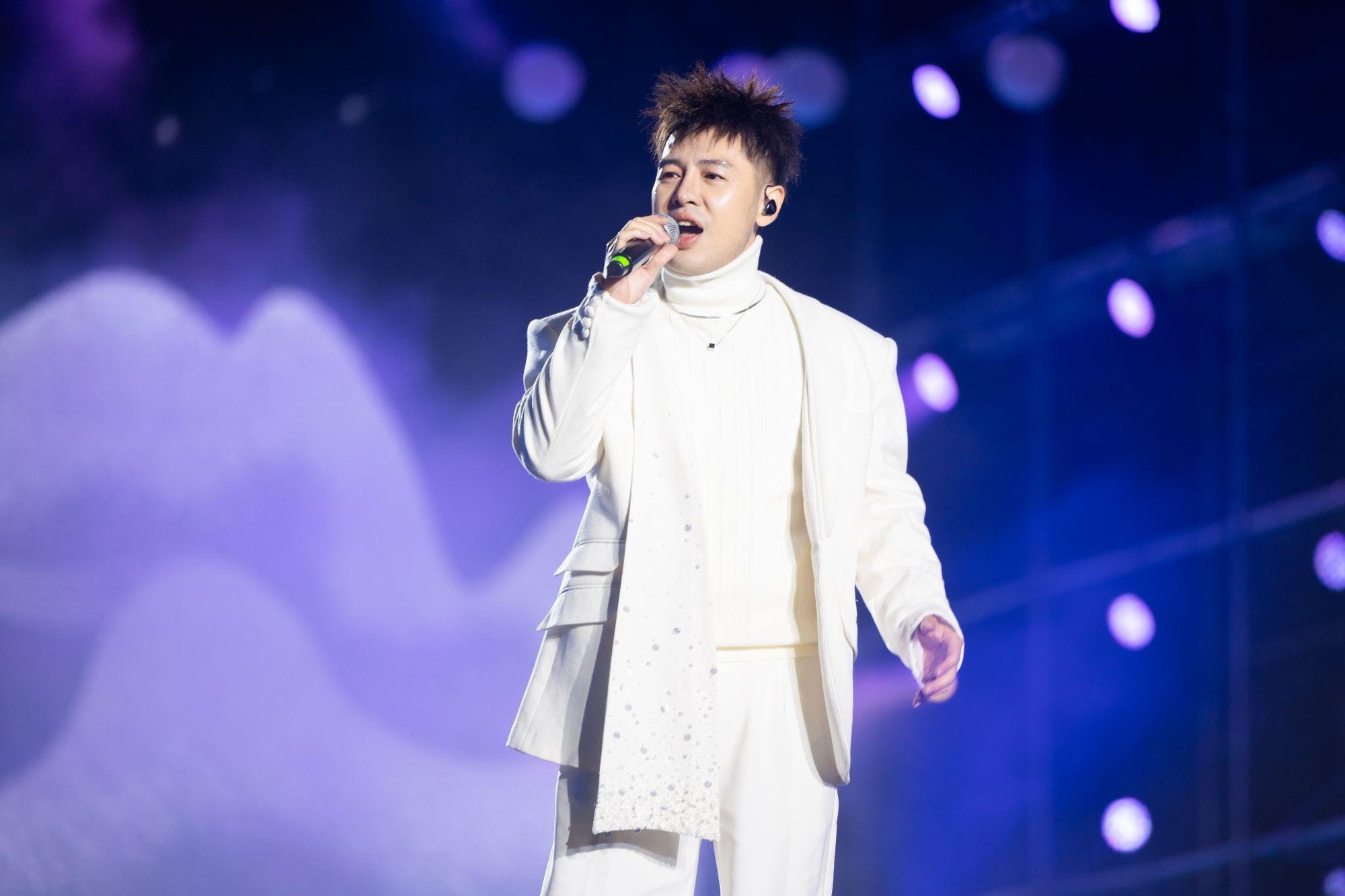 Hội tụ loạt KOL gia đình, Hunmed Proud Concert viết nên giai điệu yêu thương- Ảnh 1.