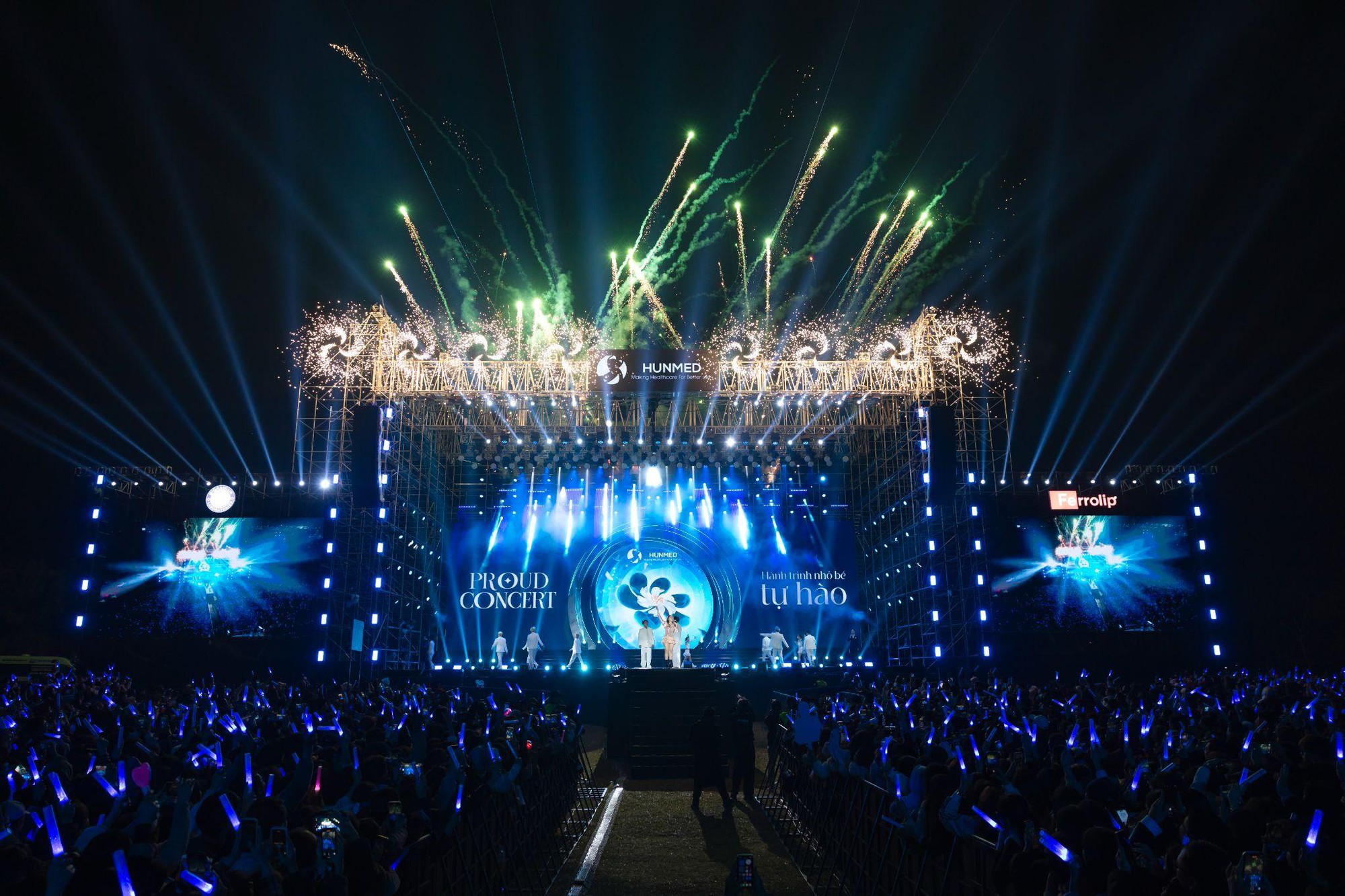Hội tụ loạt KOL gia đình, Hunmed Proud Concert viết nên giai điệu yêu thương- Ảnh 4.