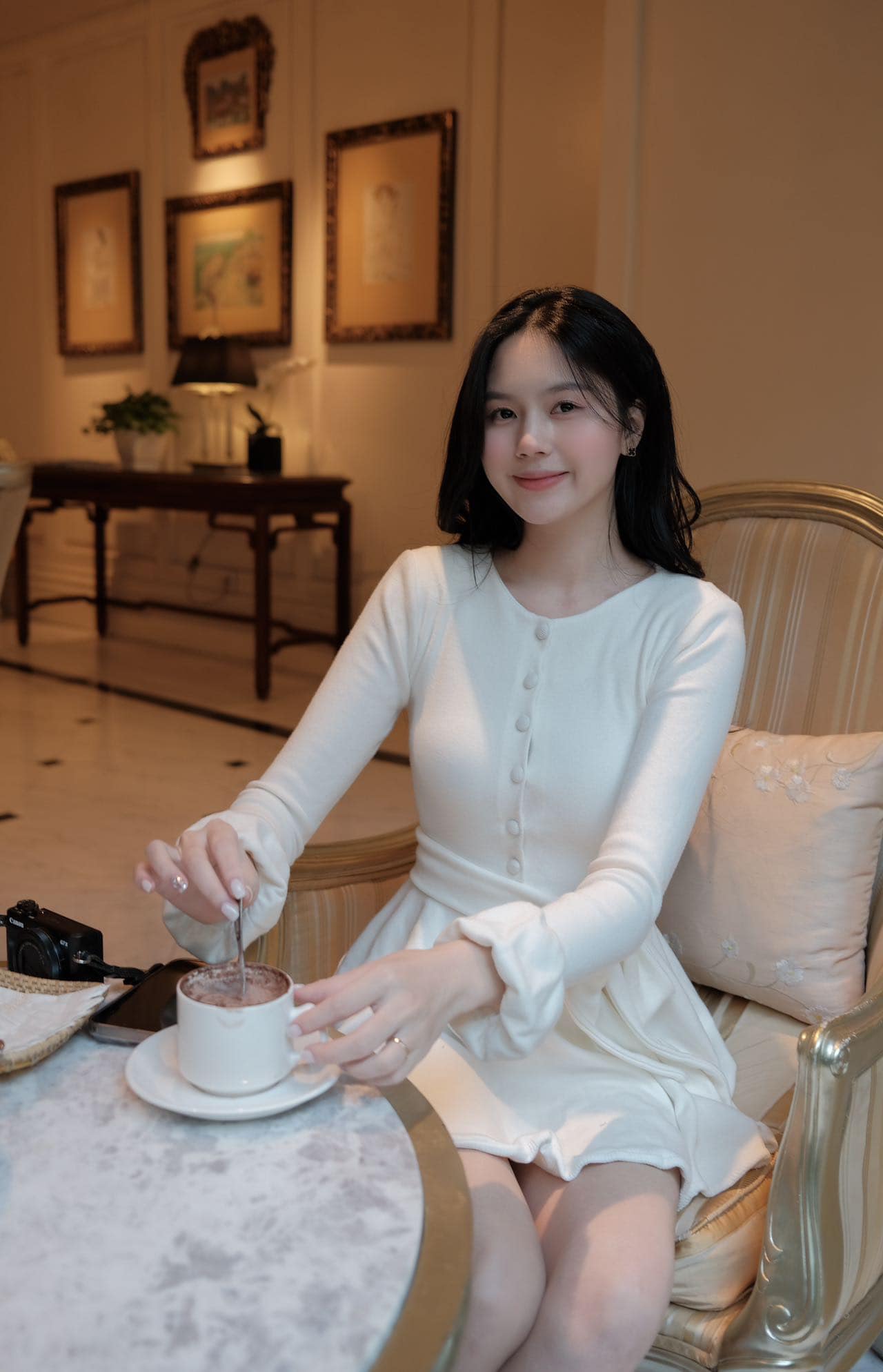 Cô gái Tuyên Quang sinh con cho chồng cầu thủ, xinh đẹp cỡ nào mà netizen xuýt xoá: Dàn WAG đẹp nhất cô này!- Ảnh 3.