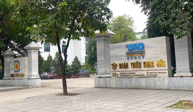 Nữ doanh nhân nghìn tỷ vừa bị khám nhà: "Bà trùm" xăng dầu miền Trung, mẹ của "đại gia" kim cương nổi tiếng- Ảnh 2.