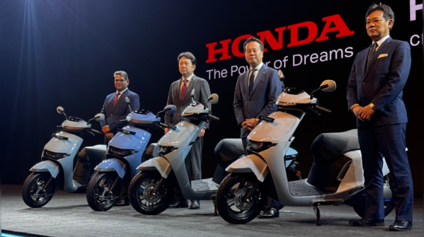 Honda mở bán xe tay ga mới, giá ngang Vision nhưng ngoại hình còn ấn tượng hơn- Ảnh 5. Honda mở bán xe tay ga mới, giá ngang Vision nhưng ngoại hình còn ấn tượng hơn- Ảnh 5.