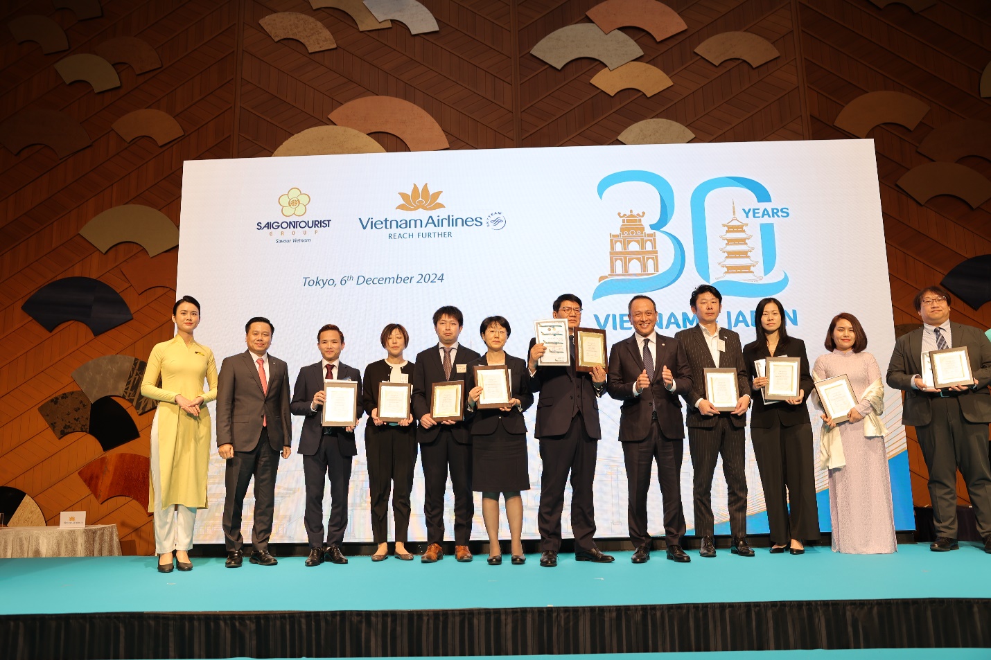 Lễ kỉ niệm 30 năm đường bay Việt Nam - Nhật Bản và ký kết các biên bản ghi nhớ- Ảnh 4.