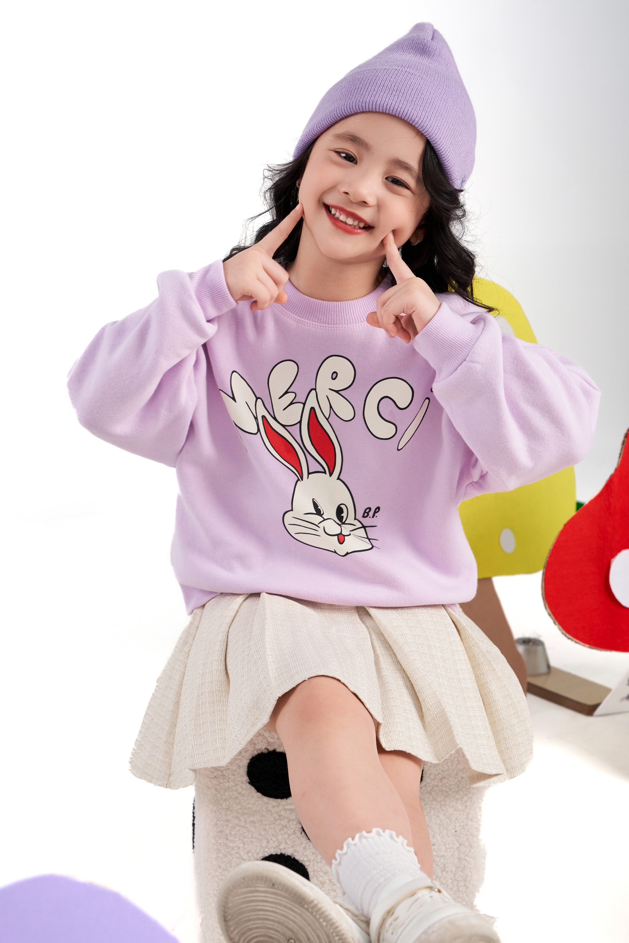 4 triệu người thua cách một bé gái 5 tuổi từ chối yêu, thần thái khiến người đối diện không tin đây là con nít!- Ảnh 5. 4 triệu người thua cách một bé gái 5 tuổi từ chối yêu, thần thái khiến người đối diện không tin đây là con nít!- Ảnh 5.