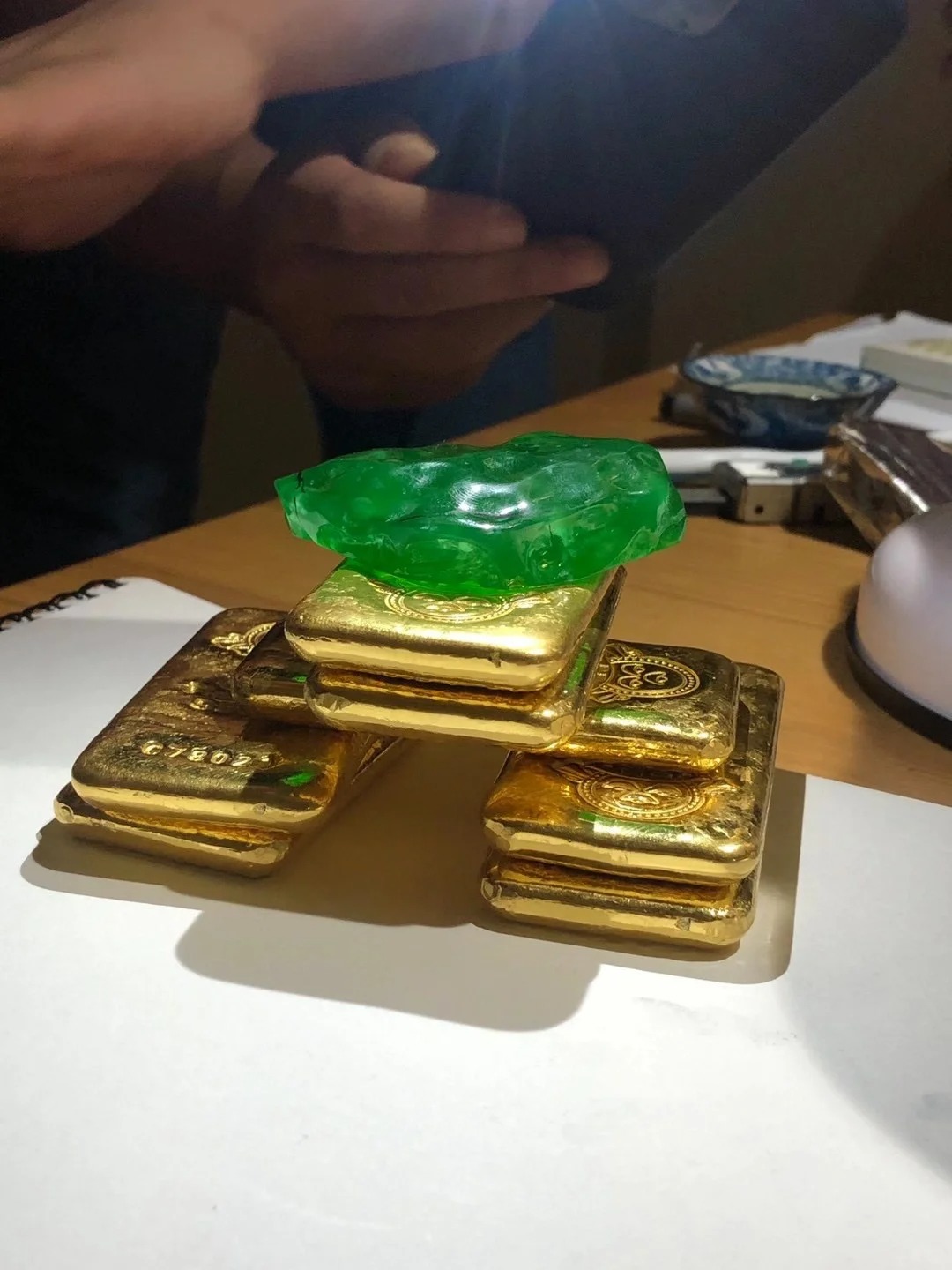 Không còn là trang sức, phỉ thúy là 