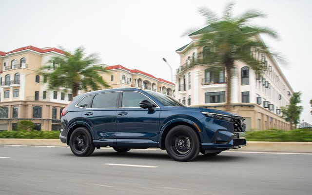 Từ nhu cầu gia đình tới xu hướng điện hóa, Honda CR-V giành ‘cú đúp’ đề cử tại Car Choice Awards 2025- Ảnh 1.