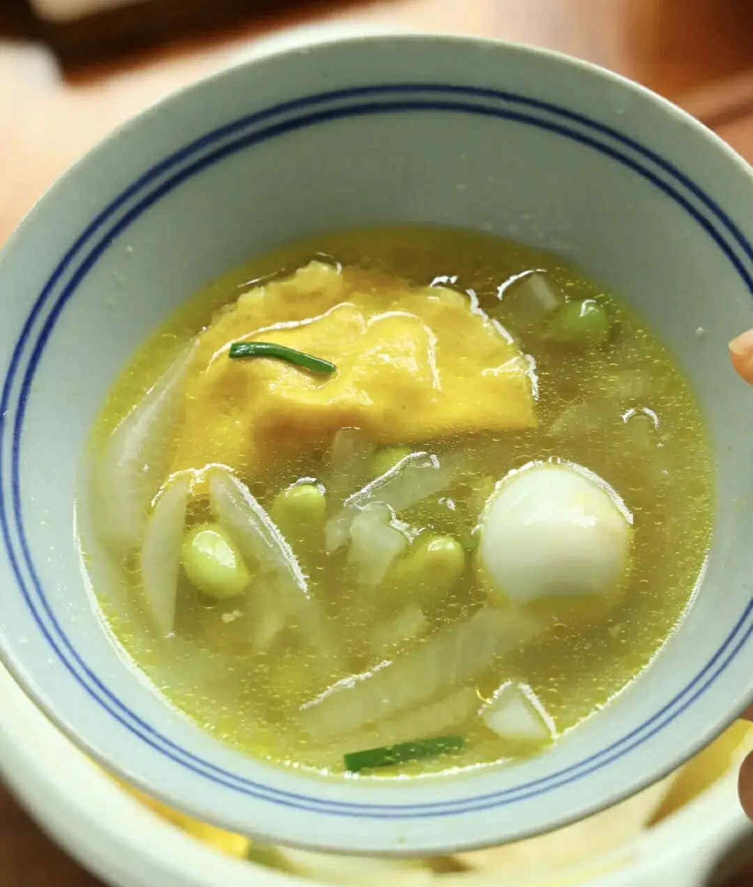 Hãy thử nấu ngay món canh trứng theo cách này, bạn sẽ khiến cả nhà trầm trồ vì vừa ngon lại vô cùng đẹp mắt- Ảnh 9.