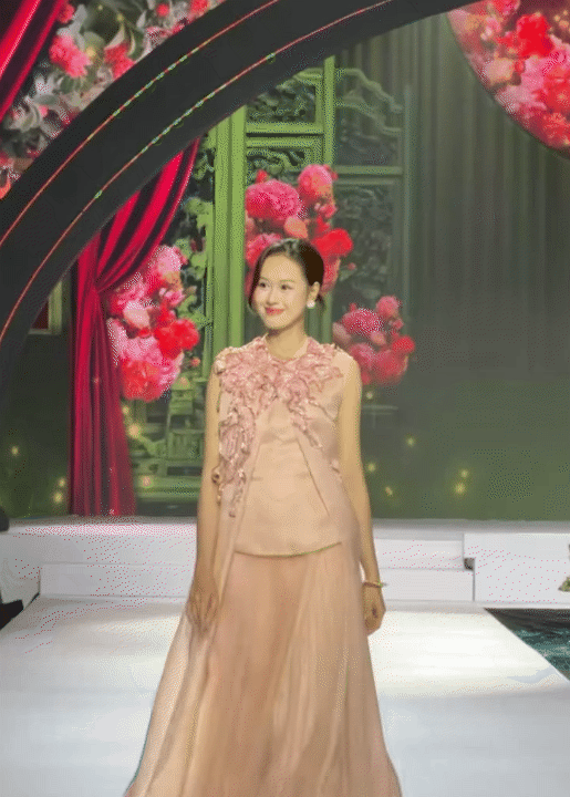 MXH rần rần trước "lễ vu quy" của Hồng và Bình hậu "Mưa Đỏ": Đến đạo diễn cũng không thể ngờ có ngày này- Ảnh 15.