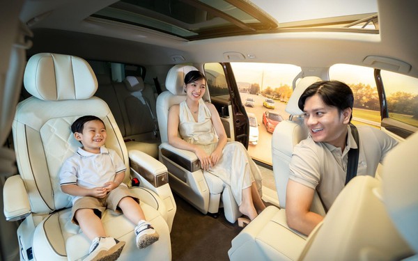 Bài toán chọn xe tầm giá 2 tỷ đồng cho gia đình 3 thế hệ: Volkswagen Viloran là lời giải trọn vẹn- Ảnh 1.